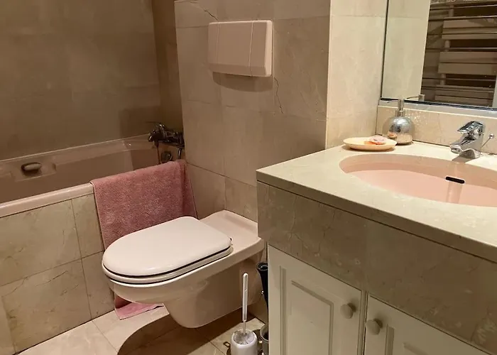 Eiffel Tower View - Balcony - Trocadero Parijs