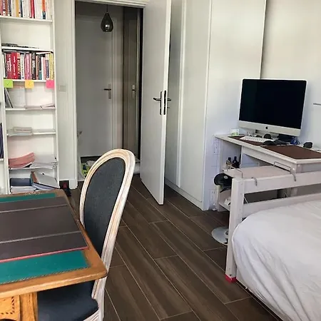 Eiffel Tower View - Balcony - Trocadero